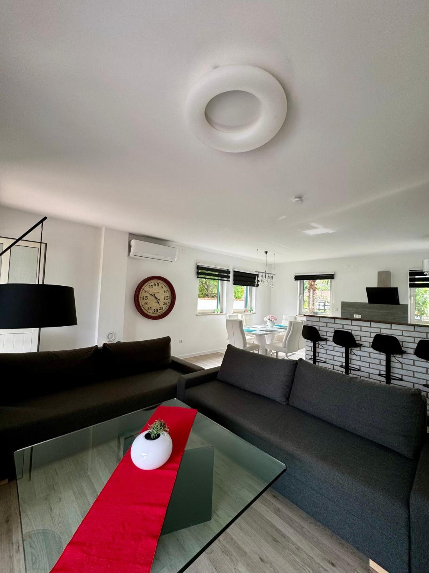 Enna Apartment A Meerblick Perfect Location Medulin Exterior foto